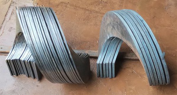 Custom-made auger element